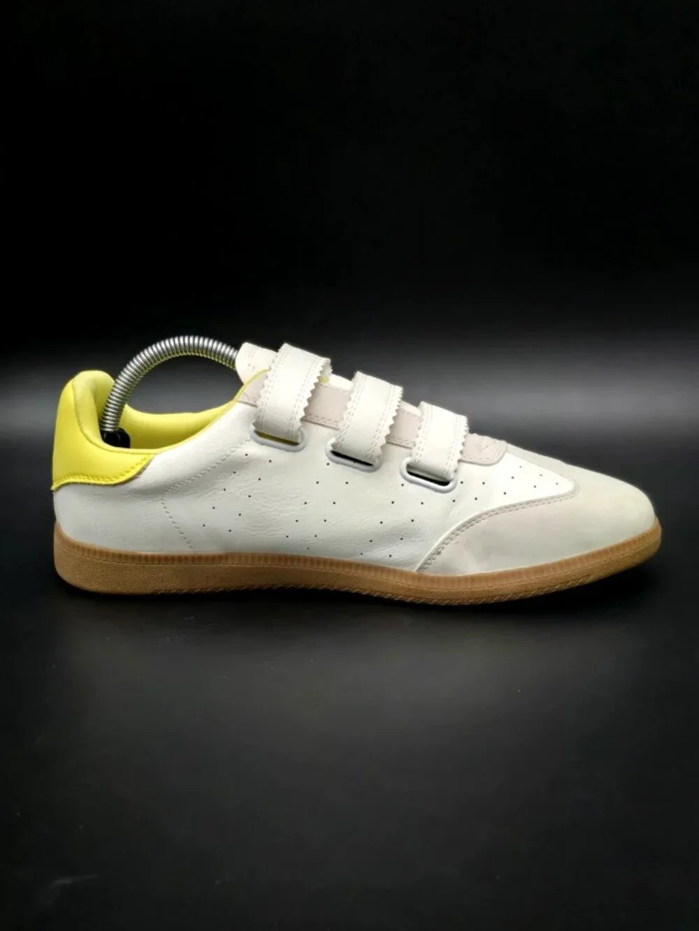 Project Cloud Ysabelle Ivory Yellow Memory Foam Comfort Sneakers Women's Size 10